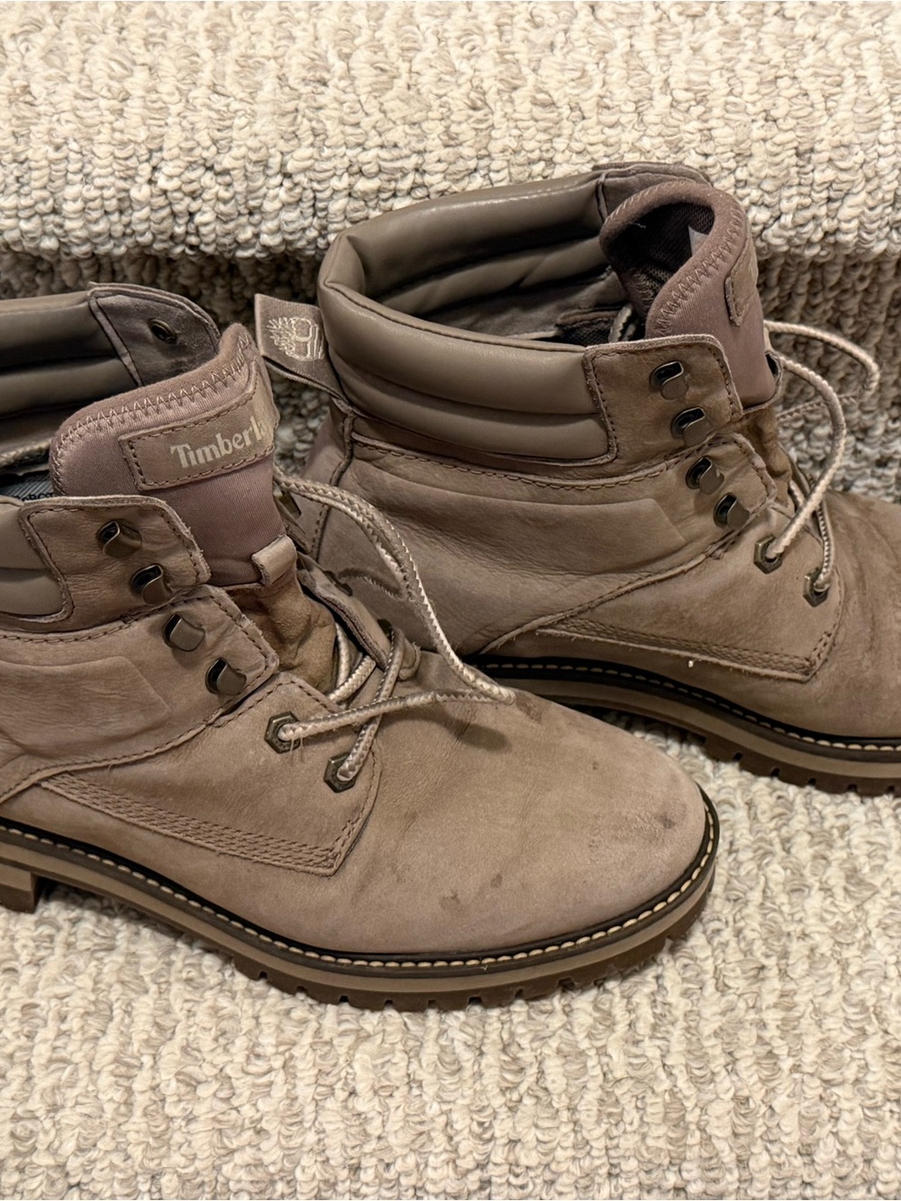 Timberland Women’s Waterproof Nubuck Boots – Size 9.5